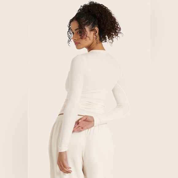 SET active Ribbed Modal Body Long Sleeve tee size medium in white blanc - Picture 2 of 8